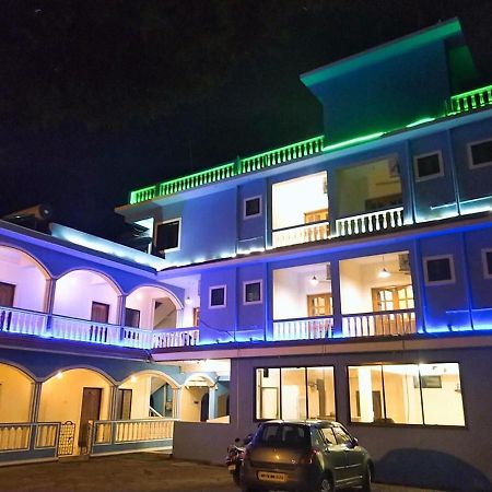 Dom'S Inn Калангуте Екстериор снимка